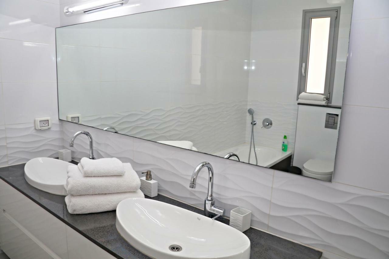 Seascape Terraces Netanya Villa Exterior photo