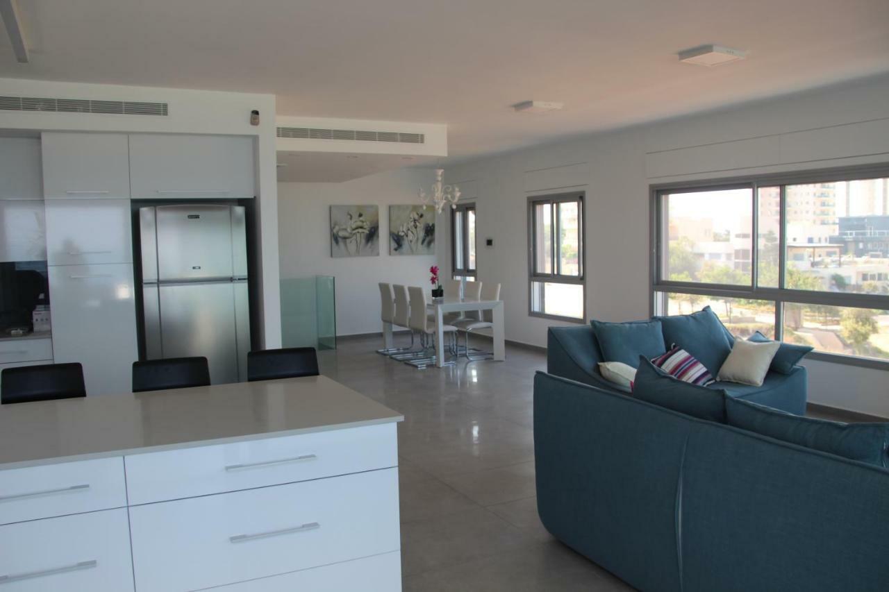 Seascape Terraces Netanya Villa Exterior photo